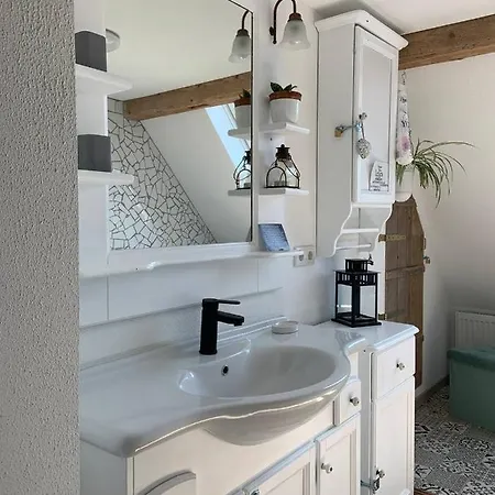 Romantische Bauernhof, 100m2 Offenes Dachgeschoss Daire *