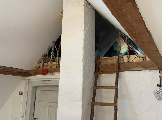 Romantische Bauernhof, 100m2 Offenes Dachgeschoss アパート *