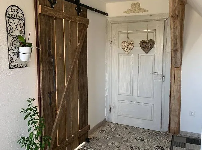 Romantische Bauernhof, 100m2 Offenes Dachgeschoss Apartment